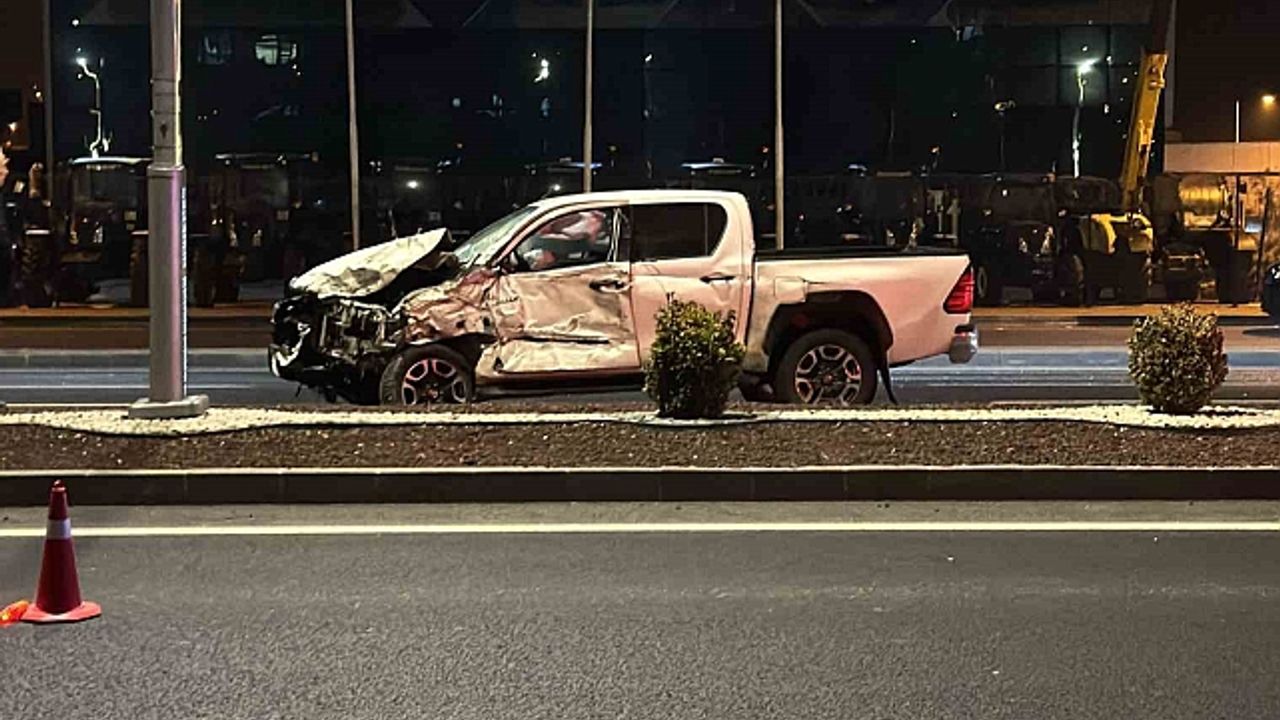 Polatlı''da trafik kazası: 1''i ağır 3 yaralı