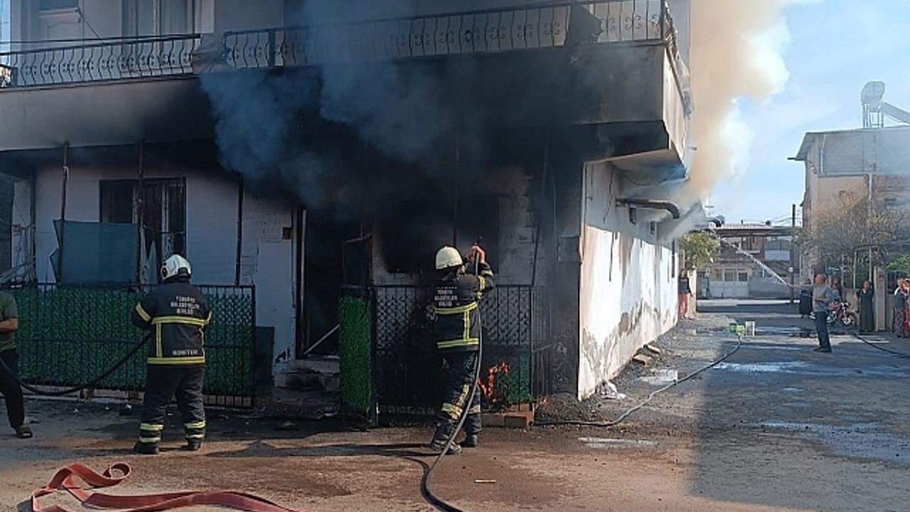 Reyhanlı''da müstakil ev yangını