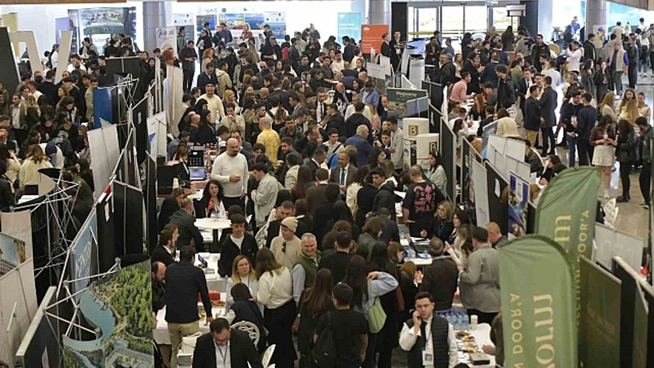 Turizm sektörü öğrencilerle buluştu