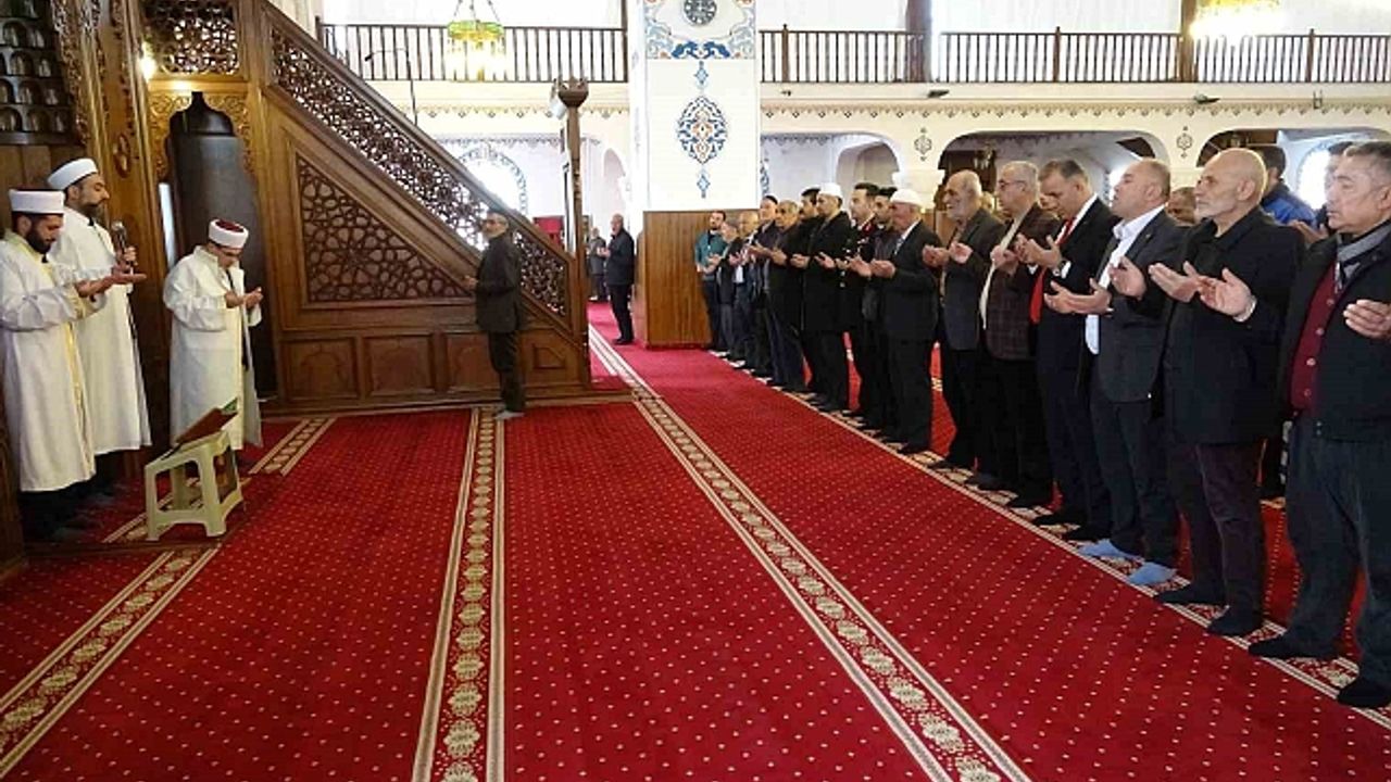 Van''da şehitler için Mevlid-i Şerif okutuldu