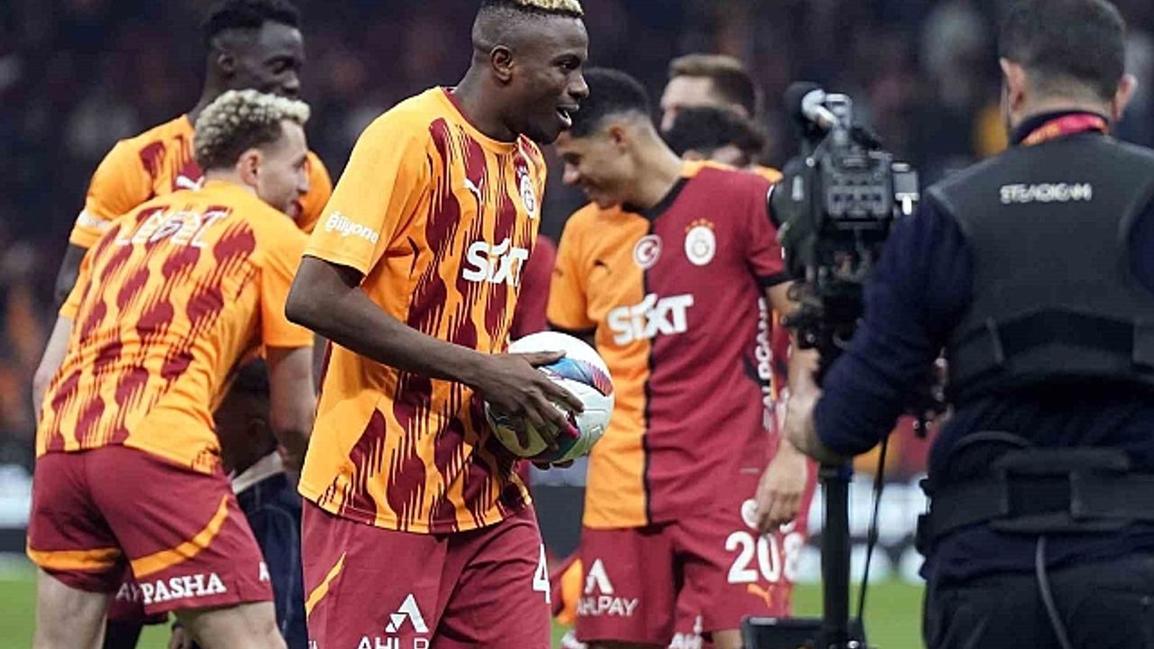Victor Osimhen: "Amacımız 5. yıldız ve her maçta bunu başarmak için mücadele ediyoruz"