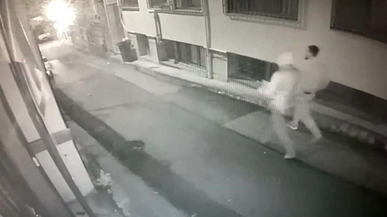 3 motosiklet çaldılar, 4''üncüyü çalarken suçüstü yakalandılar