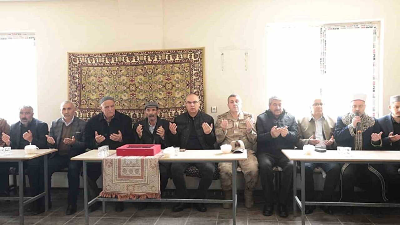 Ağrı Valisi Koç, Kıbrıs Gazisi Süleyman Pisil''in ailesine taziye ziyaretinde bulundu