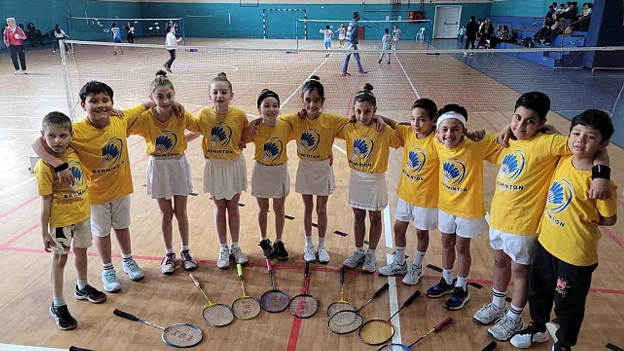 Badmintonda Manisa''yı temsil edecekler