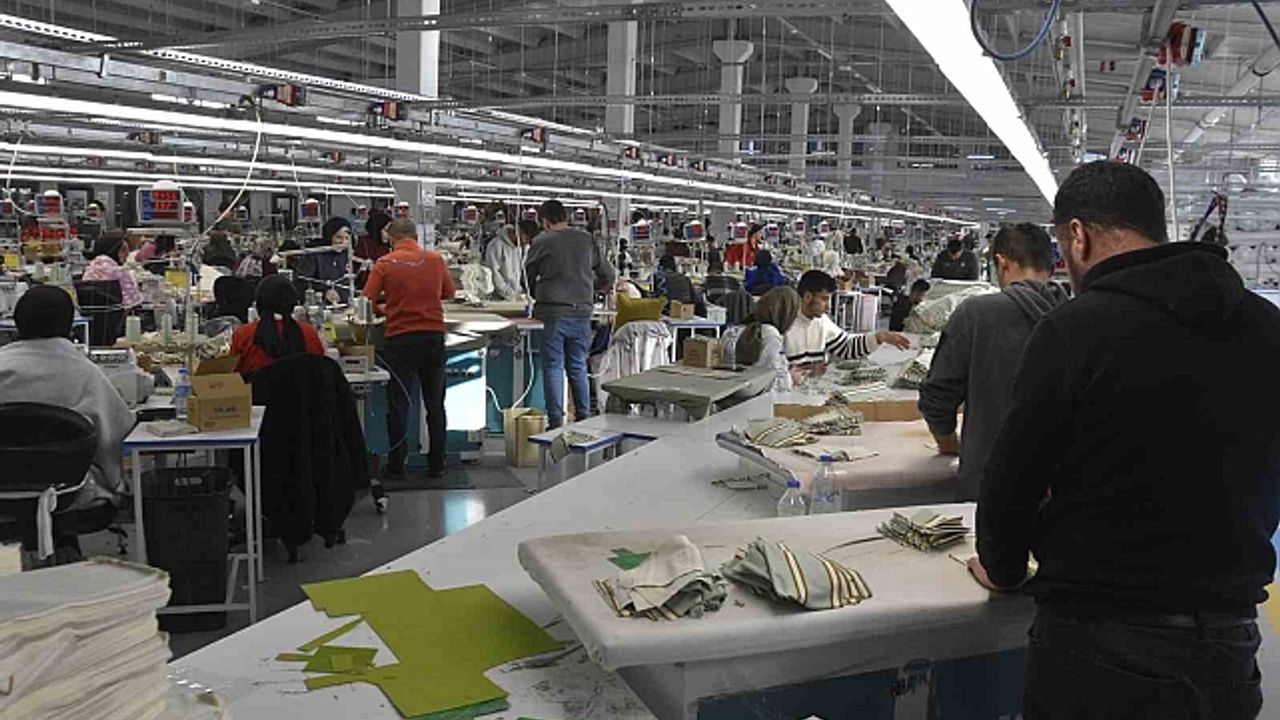 Bitlis''te devlet desteğiyle açılan fabrikalarda 13 bin kişi istihdam ediliyor