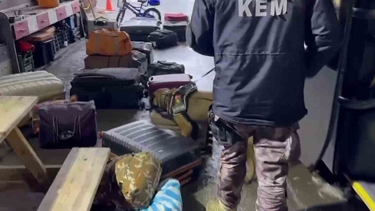 Erzurum''da polisten uyuşturucu operasyonu