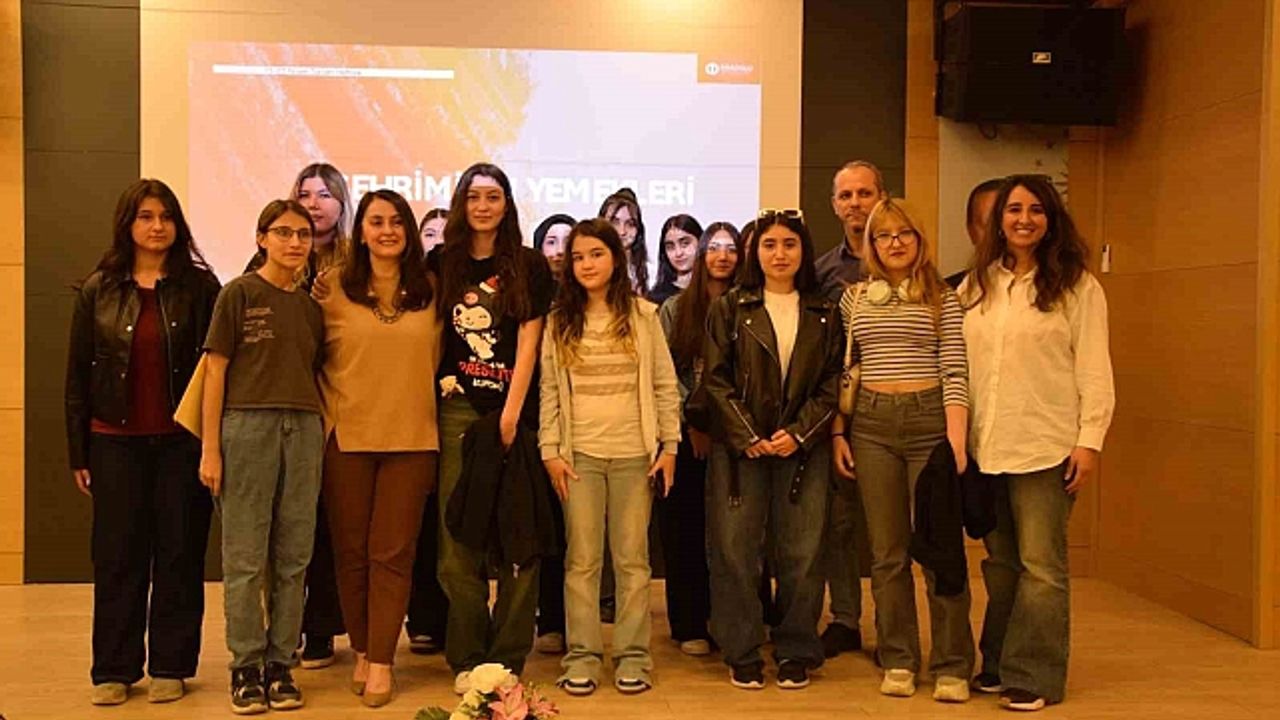 Eskişehir''de Turizm Haftası''nda ''Şehrimizin Yemekleri'' semineri düzenlendi