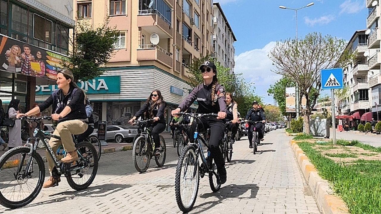 Iğdır"da 10 Nisan Polis Haftası Çeşitli Etkinliklerle  Kutlandı