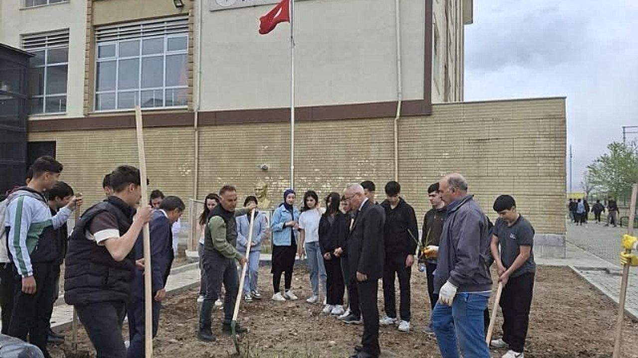 Iğdır"da Hava Kirliliğine Karşı Ağaçlandırma Seferberliği