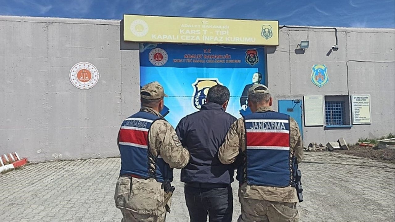 Kars''ta FETÖ firarisi yakalandı
