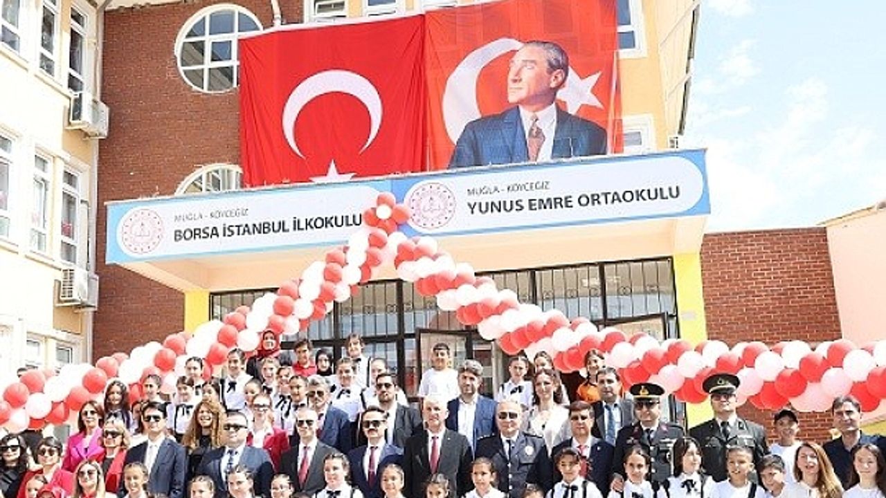 Köyceğiz''de 23 Nisan Ulusal Egemenlik ve Çocuk Bayramı kutlandı