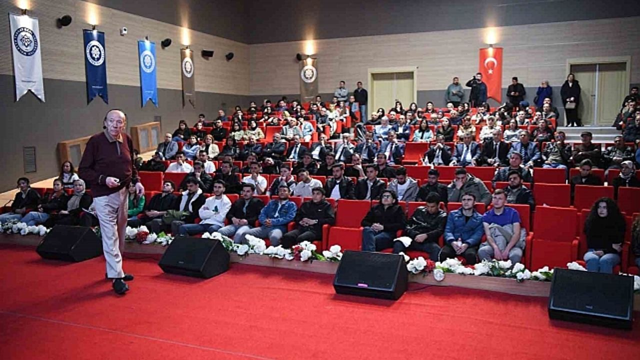 ''Küresel Isınma ve İklim Değişikliğinin Türkiye''ye Etkileri semineri düzenlendi