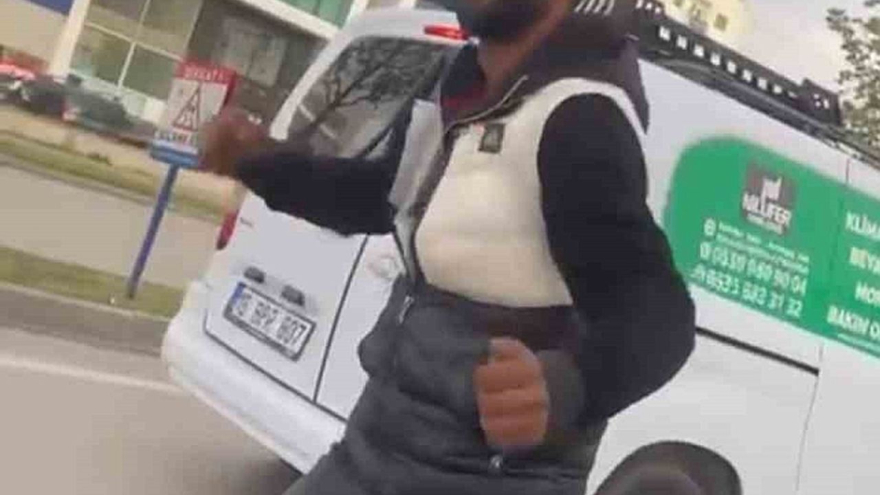 Müzik sesini duyunca dans etmeye başladı