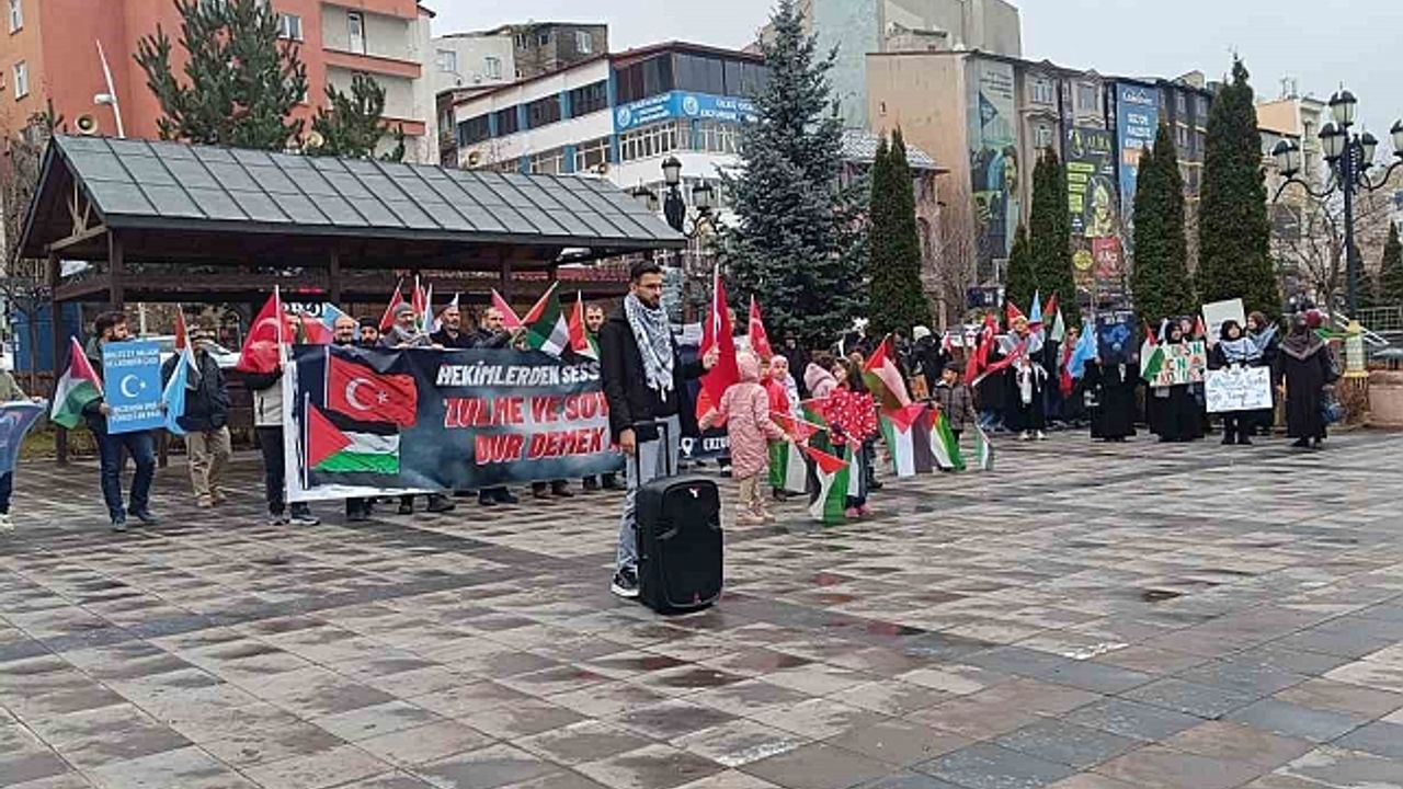 Sağlık çalışanlarının sessiz yürüyüşü 73. haftasında