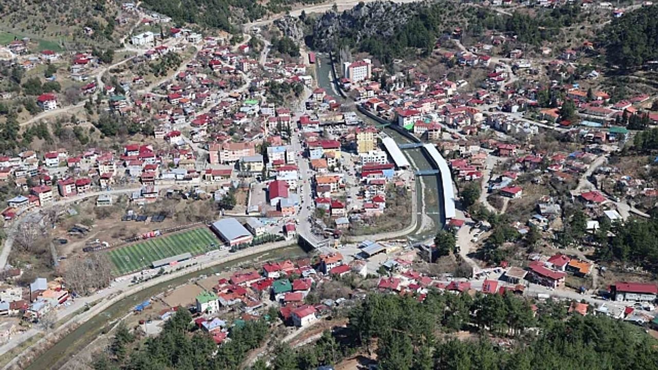 Tarih ve doğa zengini Feke ziyaretçilerini bekliyor