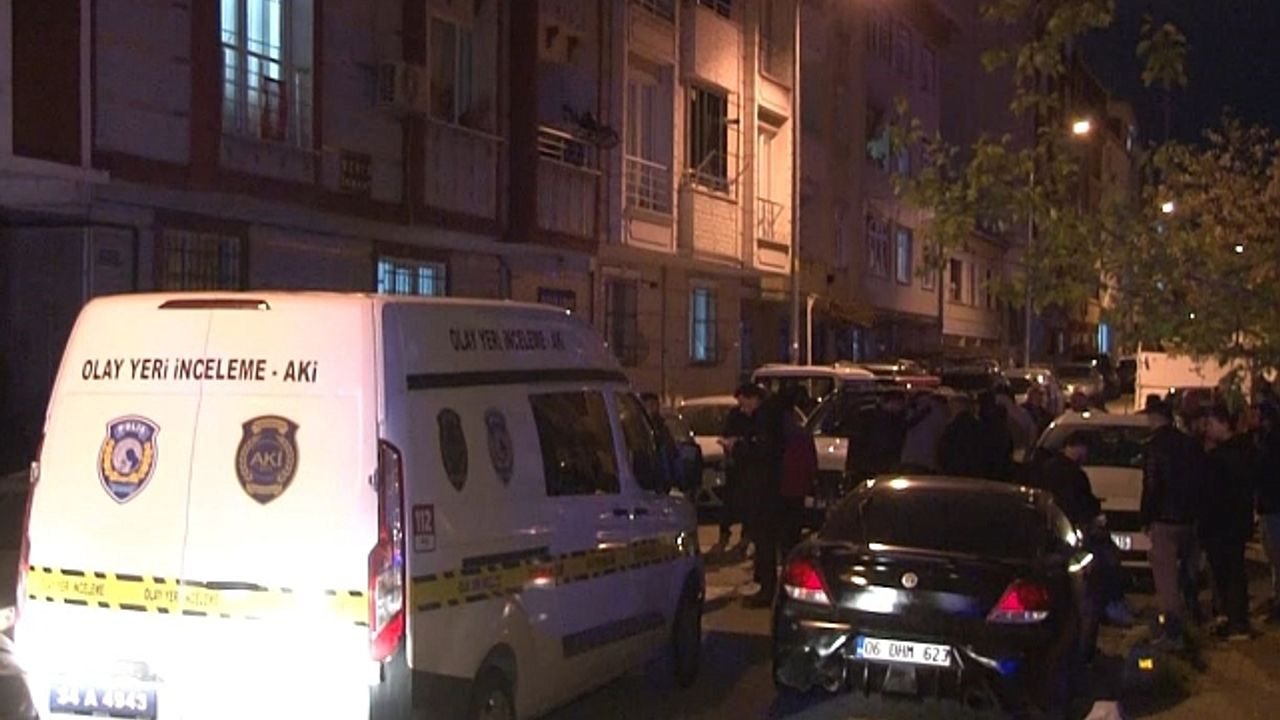 Tartıştığı sevgilisini bıçaklayıp annesini öldürdü