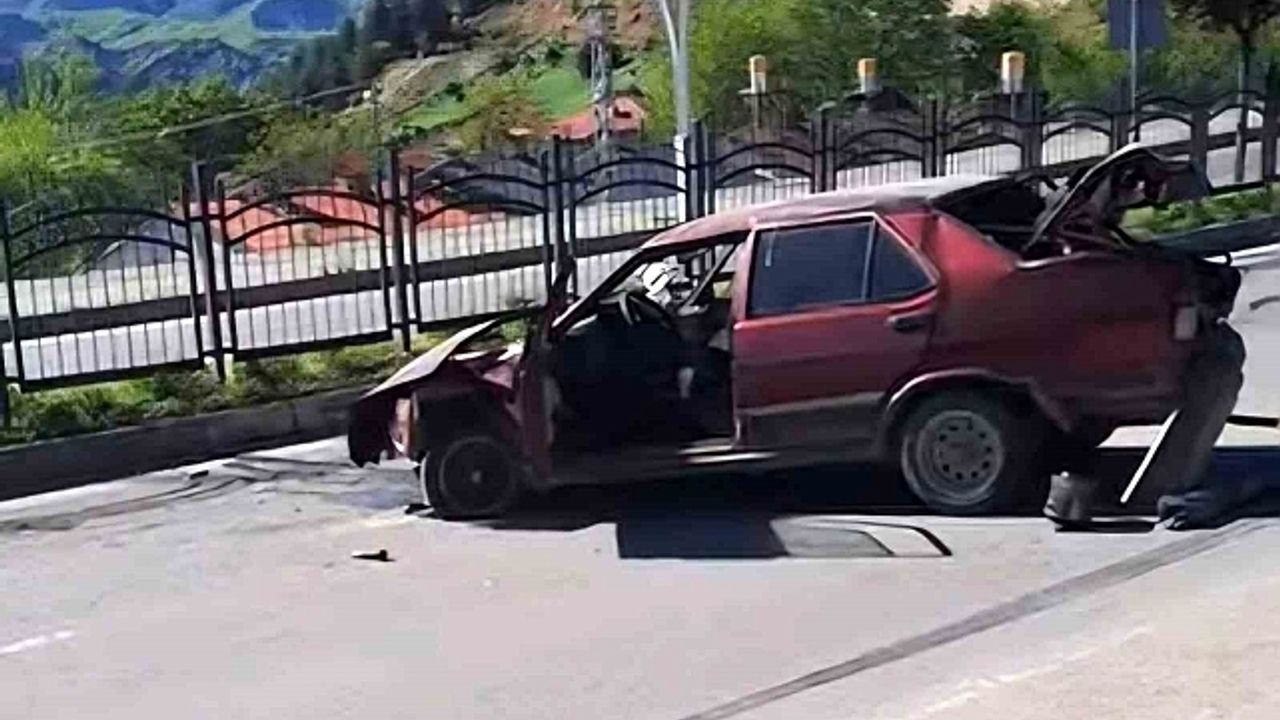 Tunceli''de araç takla attı: 1 yaralı