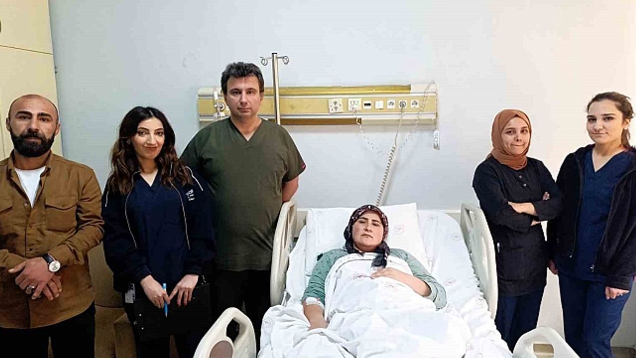 Van''da nadiren uygulanan beyin ameliyatıyla anne ve bebek kurtarıldı