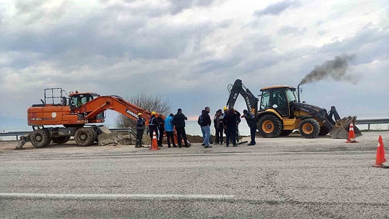 VASKİ ana su hattındaki arızaları giderdi