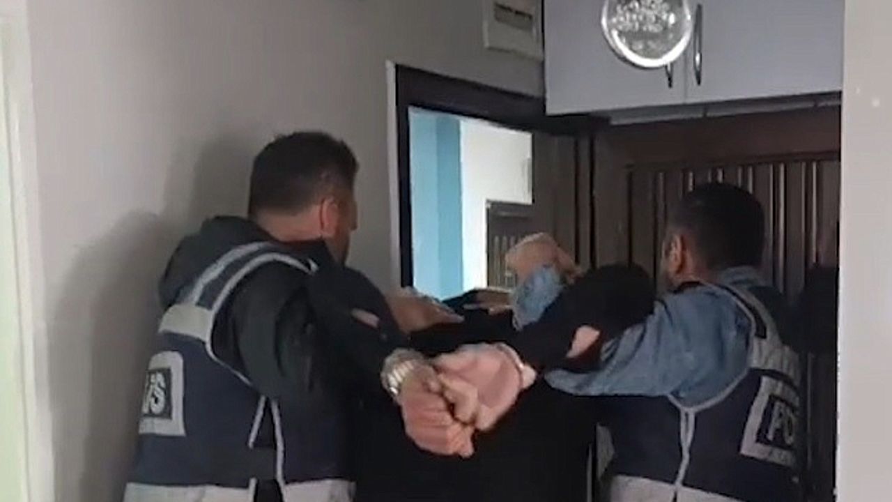 ''Hırsızlık'' suçundan aranan şahıs yakalandı