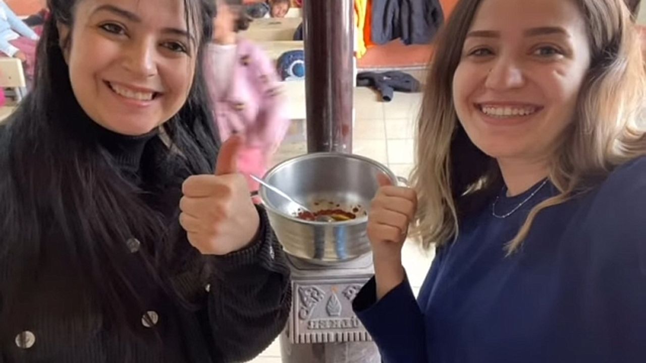 Öğrenciler makarna yaparak eğlendi