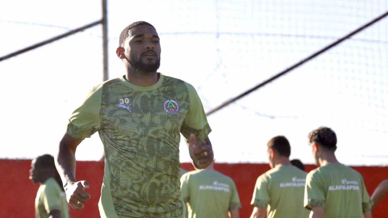 Alanyaspor, Fenerbahçe maçı hazırlıklarını tamamladı