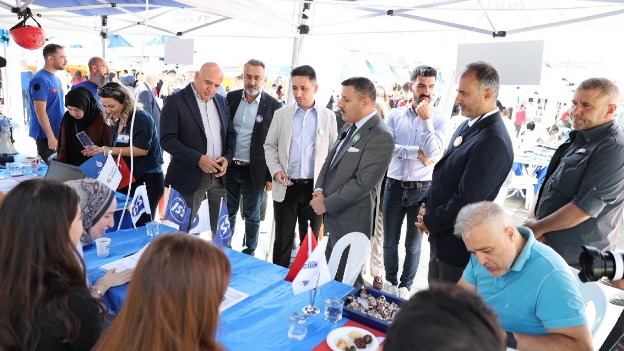 Küçükçekmece Belediyesi İstihdam Fuarı"nın ikincisini düzenledi