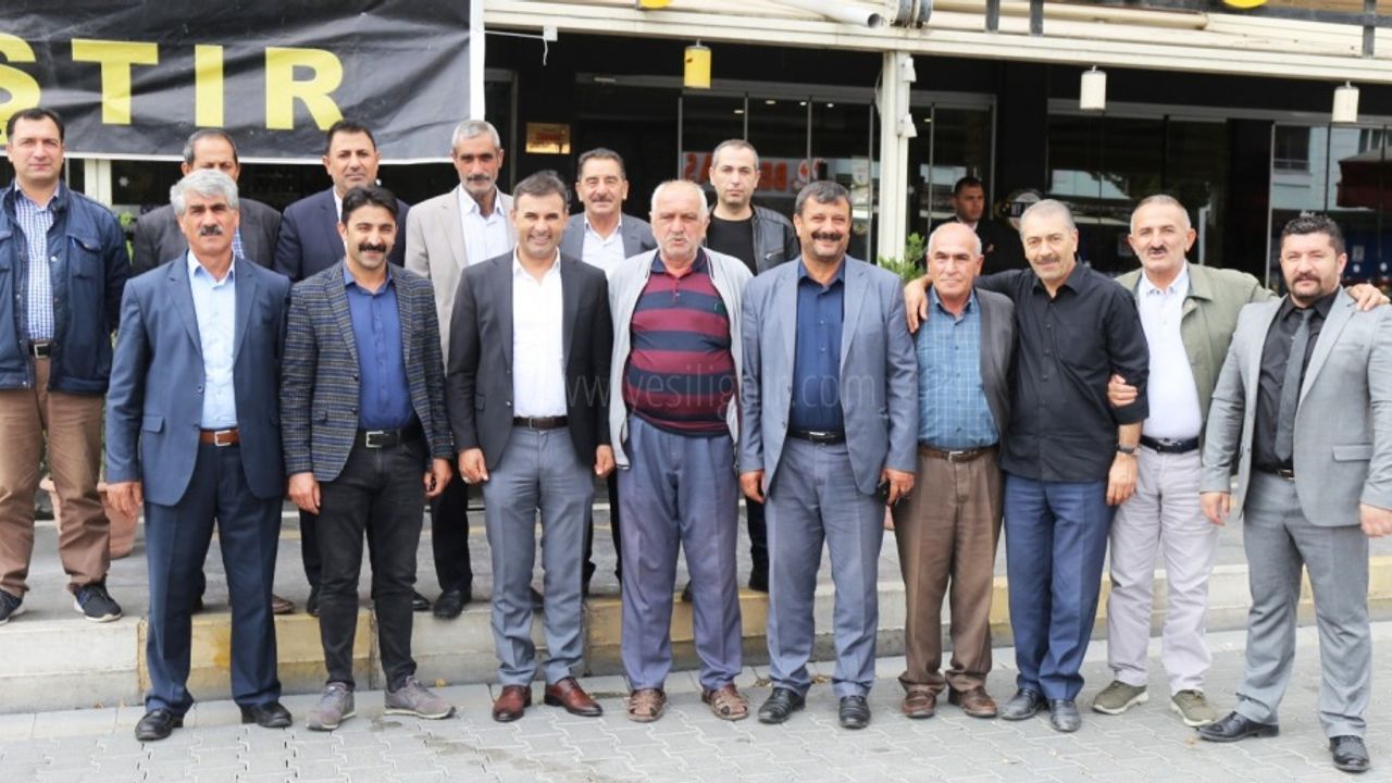 Iğdır Belediye   Başkanları  Muhtarlarla Kahvaltıda buluştu