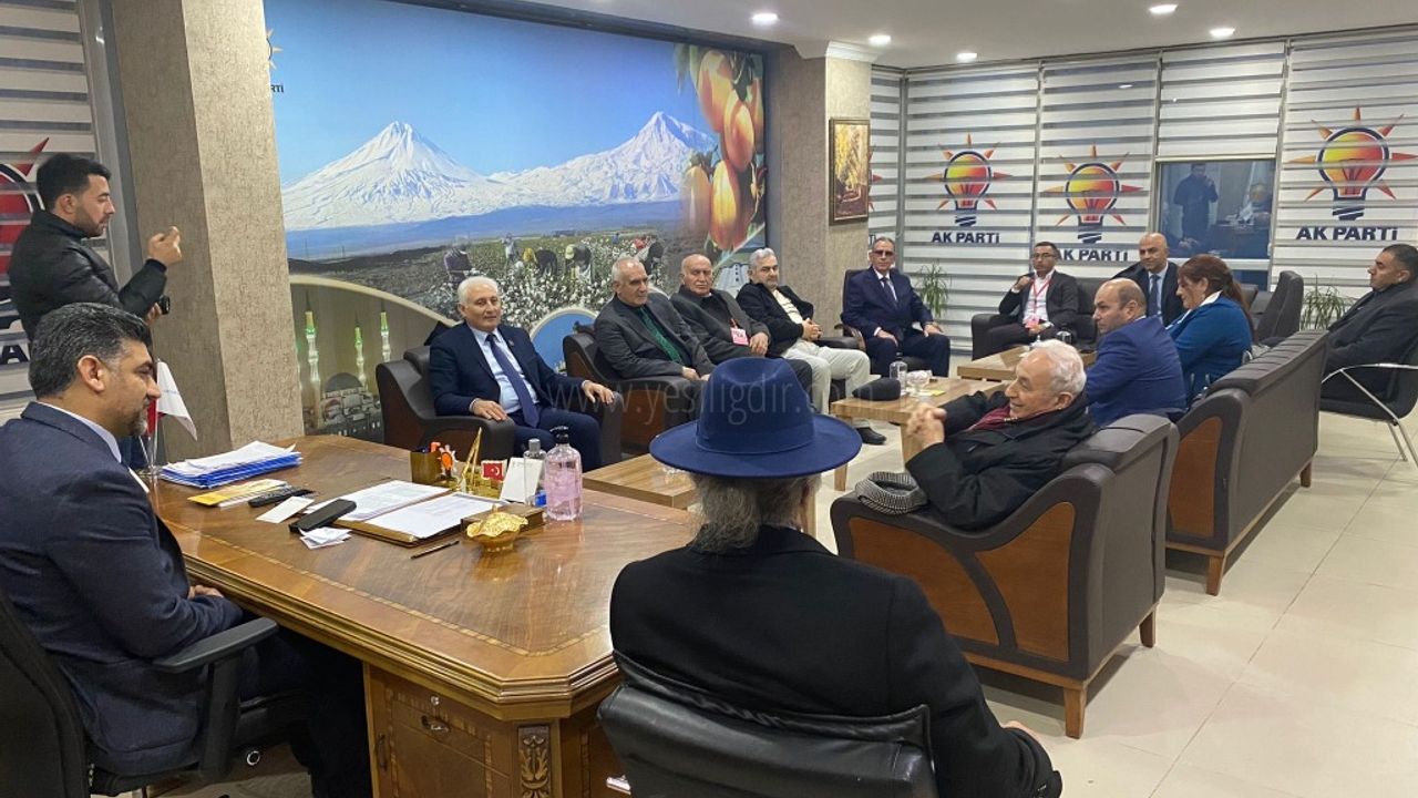 Azerbaycan Milletvekilleri ve Türk Ağsaggallılar Grubu AK PARTİ İl Başkanı Ali Kemal AYAZı Makamında ziyaret etti