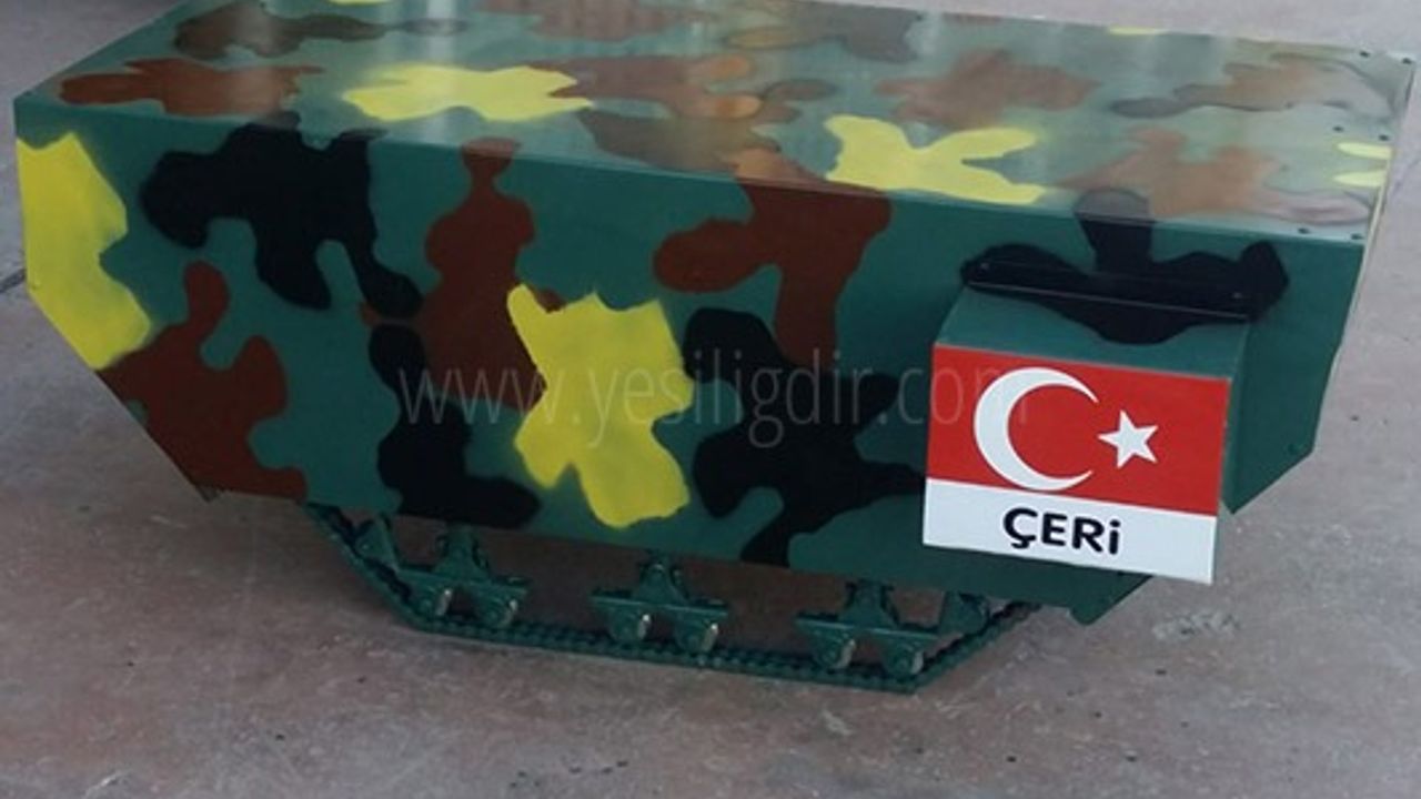 Iğdır Üniversitesi Öğr Gör Murat Şimşek Paletli Araç Prototipi ÇERİyi Üretti