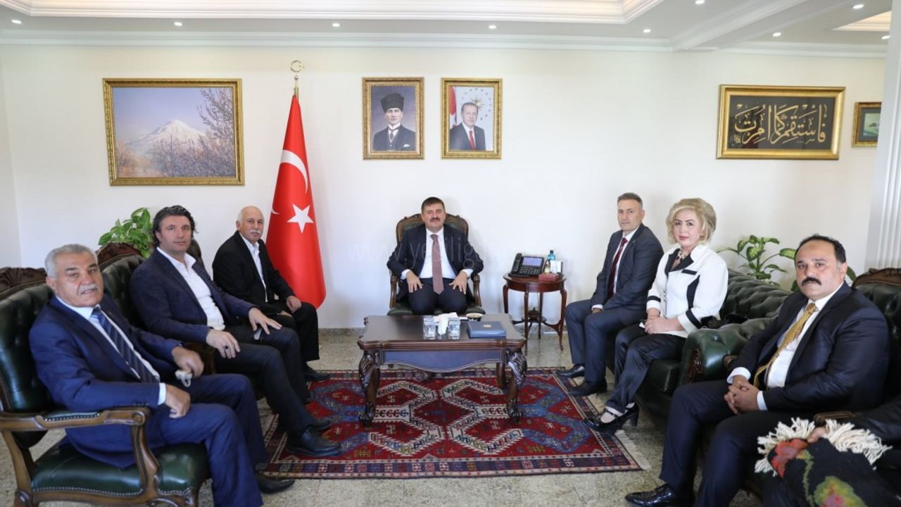 Vali Sarıibrahim Ahilik Haftası Kapsamında İl Kutlama Komitesini Kabul Etti
