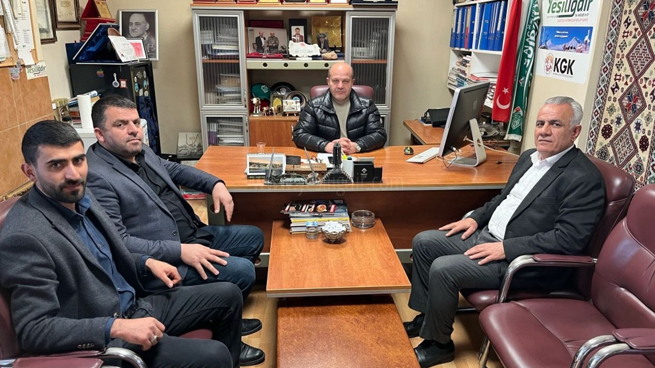 AK PARTİ KARAKOYUNLU İLÇE BAŞKANI VE İL GENEL MECLİS ÜYESİ ADAYLARINDAN NEZAKET ZİYARETİ