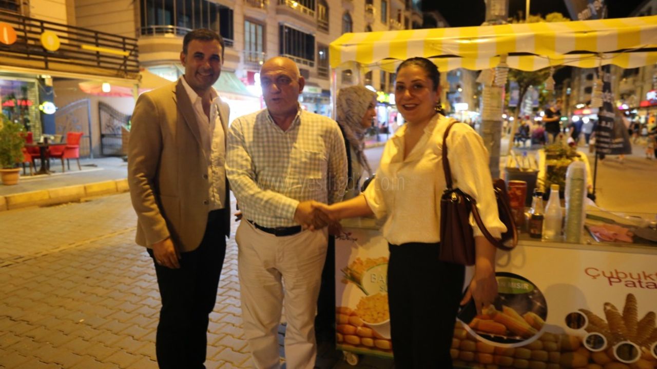 VALİ YOLU CADDESİNDE MISIR SATAN ESNAFA MODERN MISIR ARACI VERİLDİ
