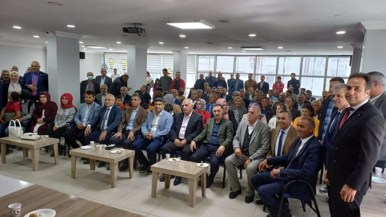 AK Parti İl Başkanlığı''nda bayramlaşma programı düzenlendi