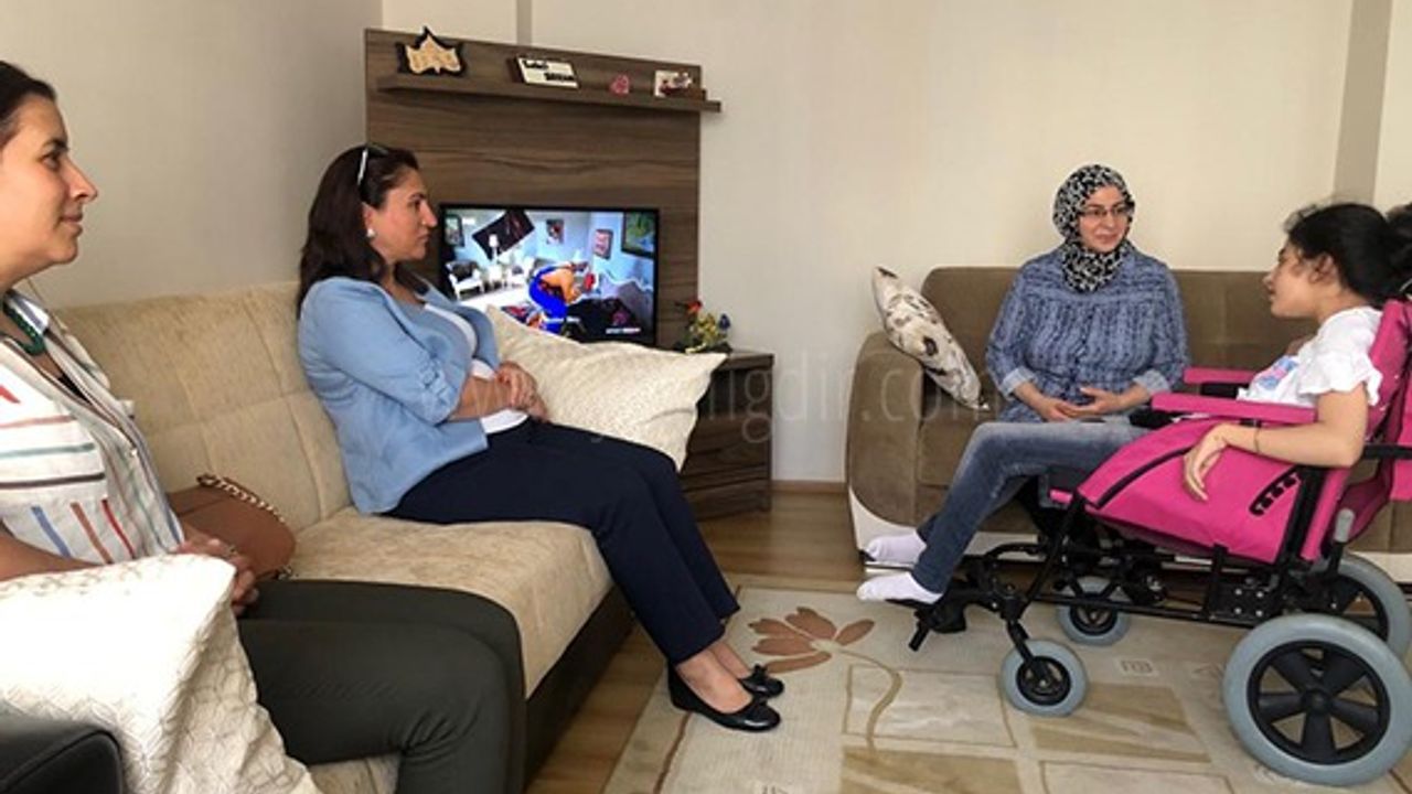 Sevgi Varsa Engel Yok