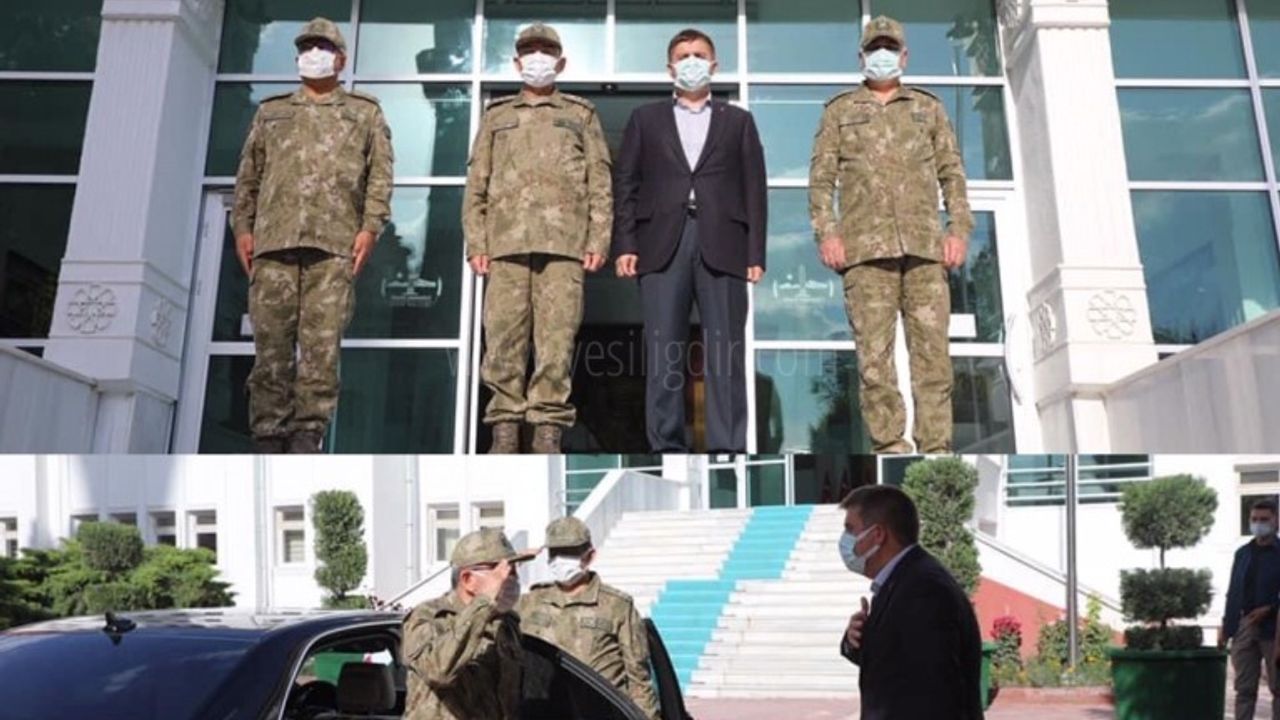Korgeneral Öngaydan Iğdır Vali Sarıibrahime Ziyaret
