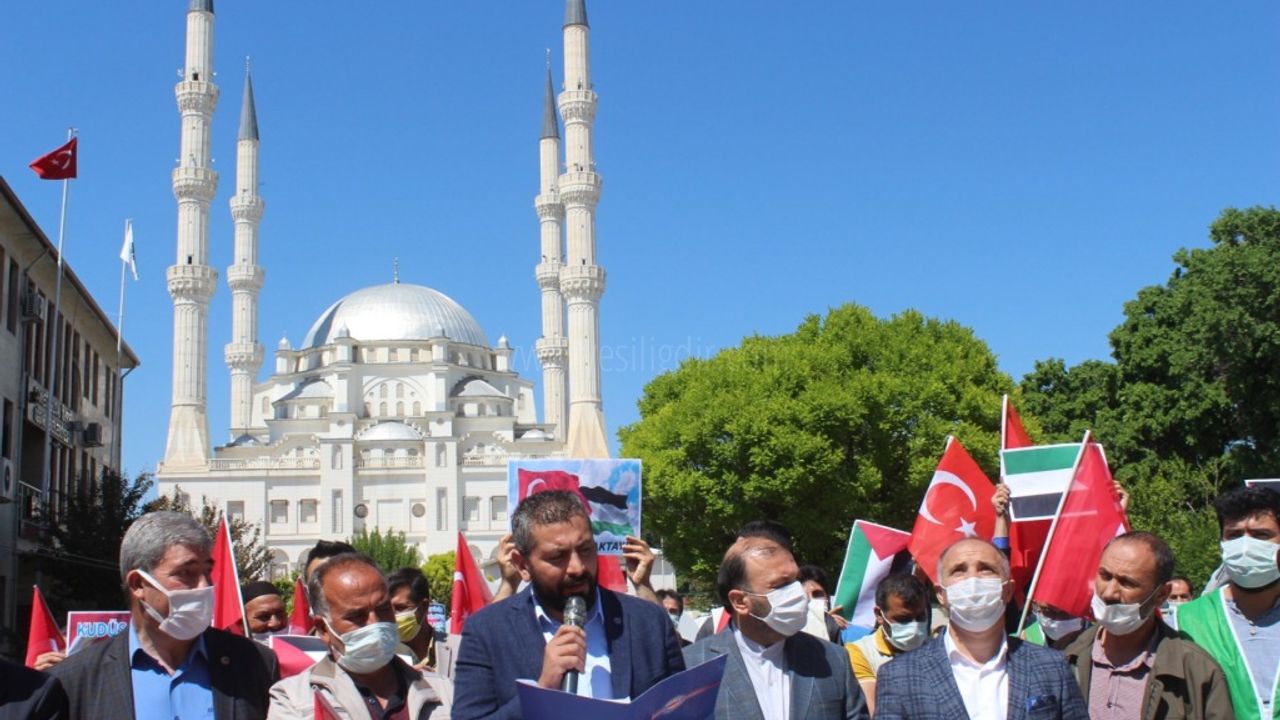 İsrail''in Mescid-i Aksa saldırıları Iğdır''da protesto edildi