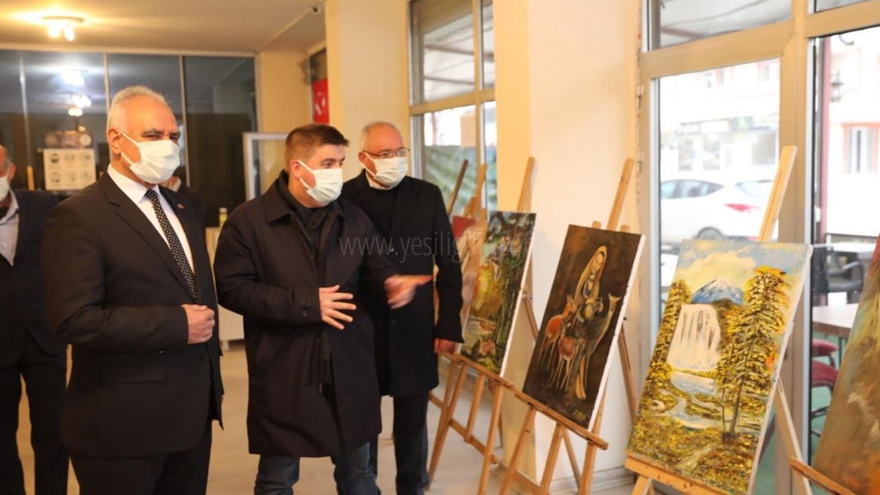 Yağlı boya kişisel resim sergisinin açılışı yapıldı