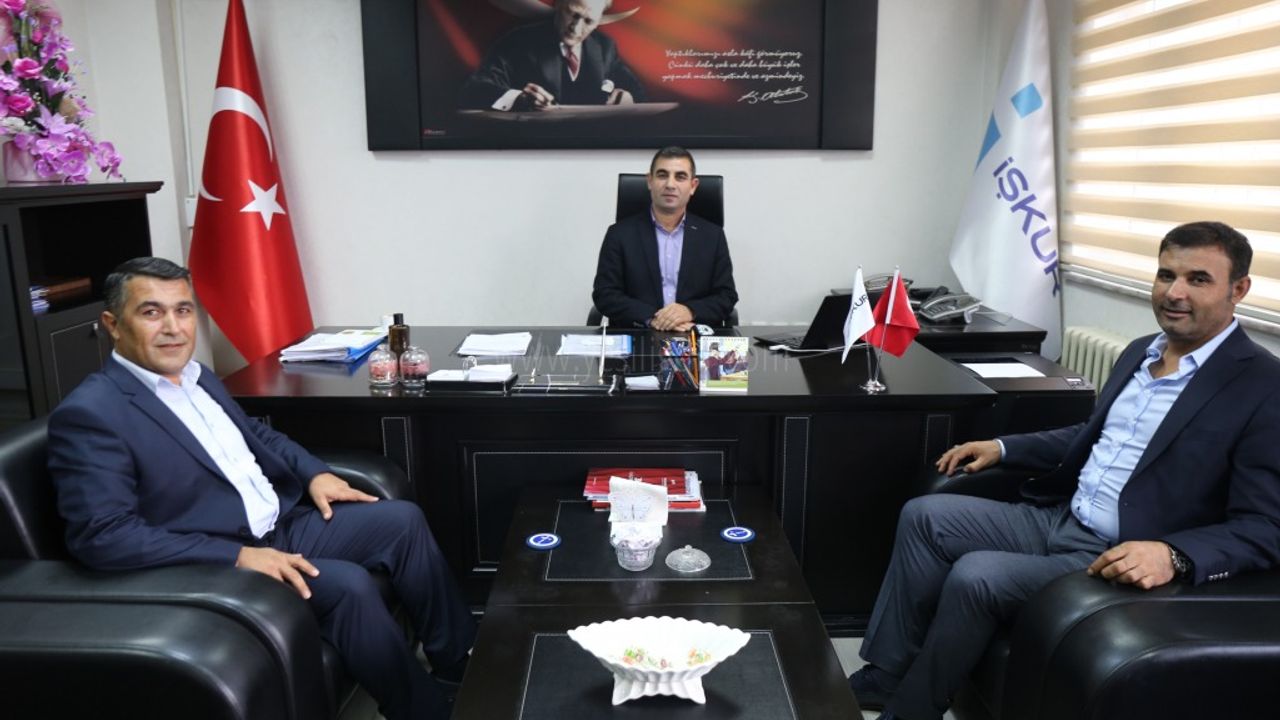 Başkanı Yaşar Akkuştan İŞKUR İl Müdürü Halis Erdoğana Ziyaret