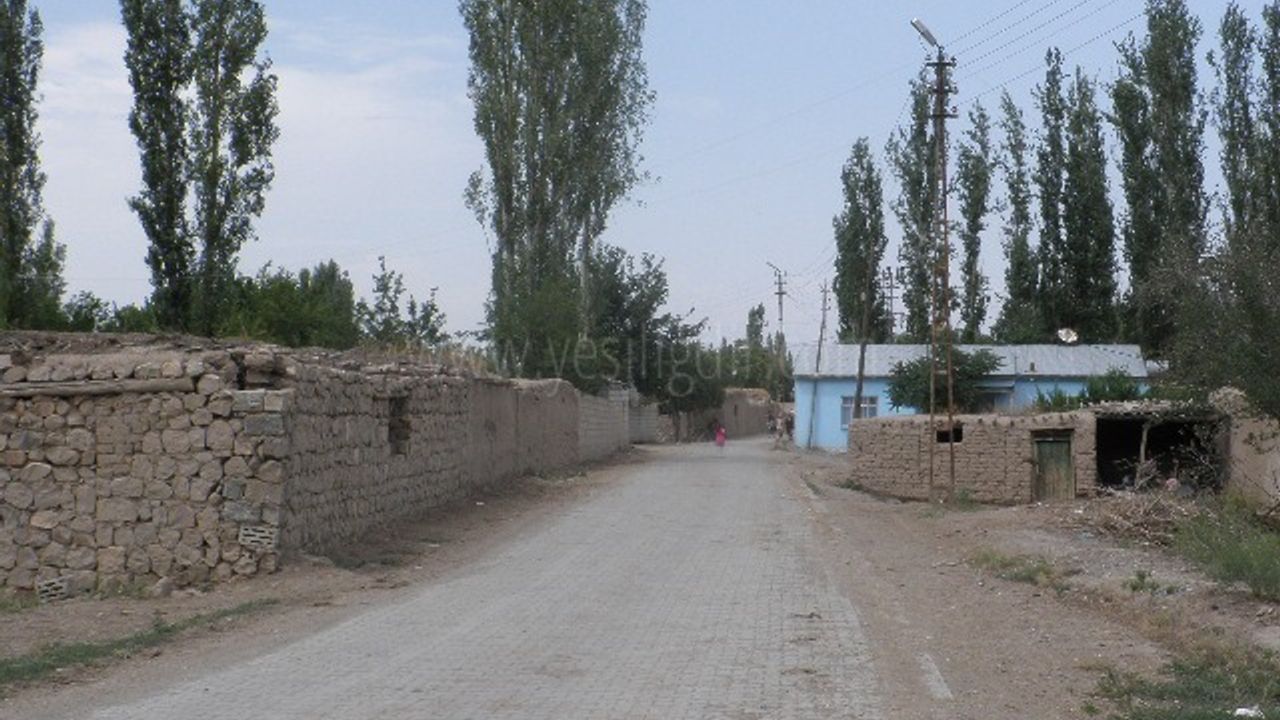 KÖYDEN VE BELDEDEN ŞEHRE GELİŞ İZNE BAĞLANDI