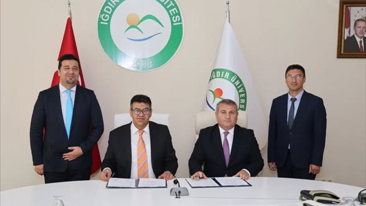 Iğdır Üniversitesi ve SERKA'dan Stratejik İş Birliği: Türkiye Siber Vatan Programı İmzalandı