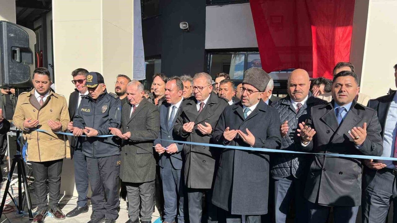 Kars’ın modern otogarı açıldı