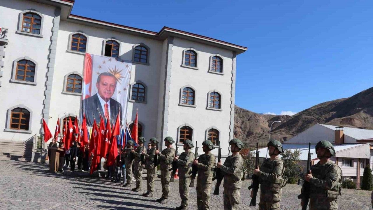 Oltu’da Cumhuriyet’in 102. Yıl coşkusu