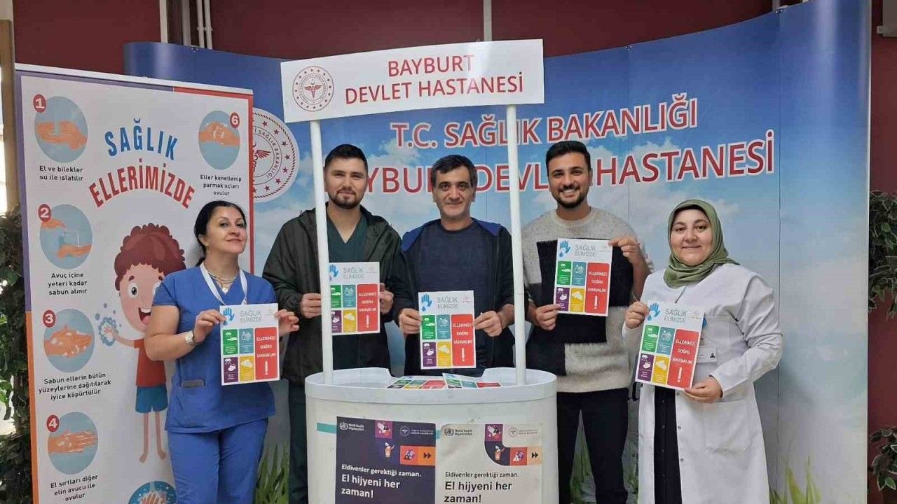 Sağlık çalışanları tarafından el hijyeninin önemi anlatıldı