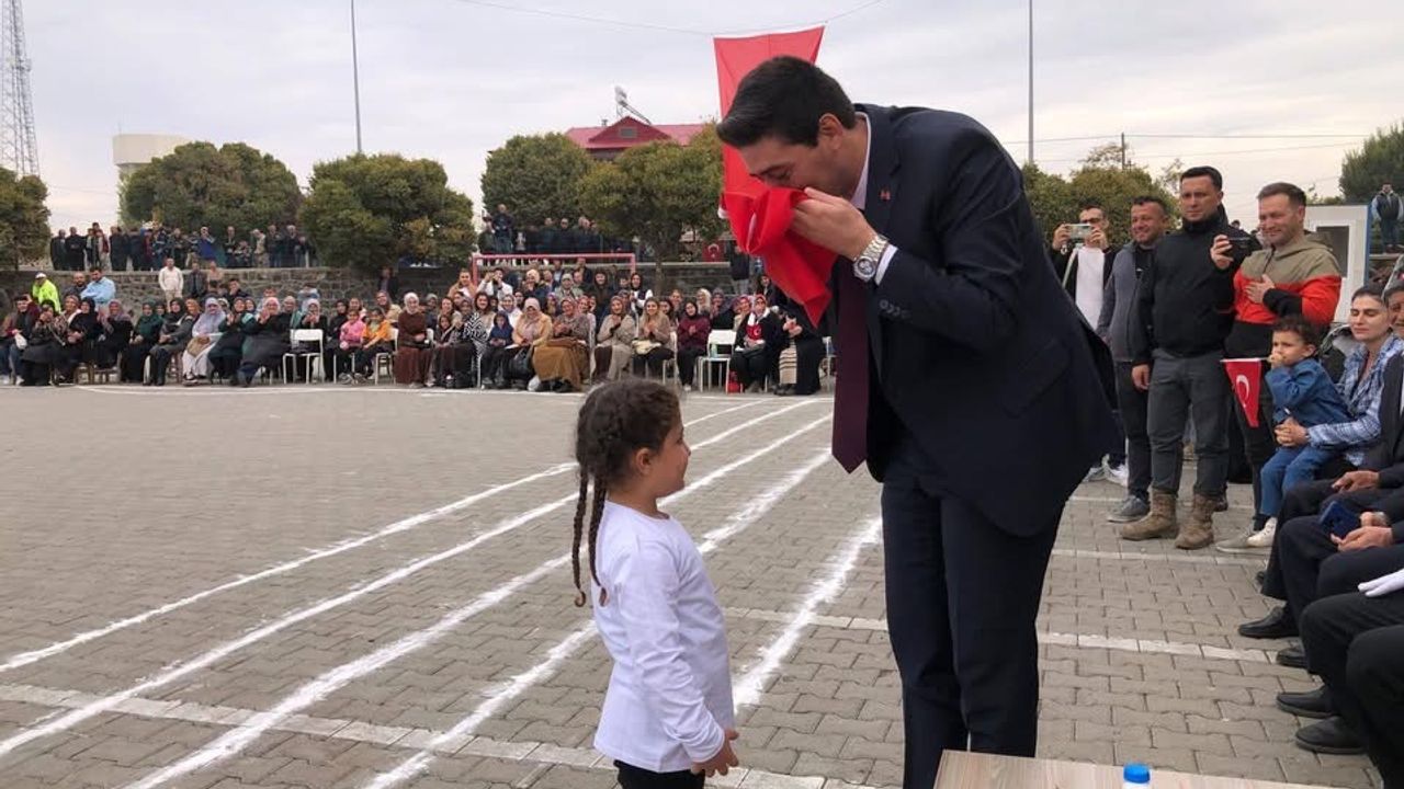 Ağrı Dağı’nın Gölgesinde Bayram Sevinci