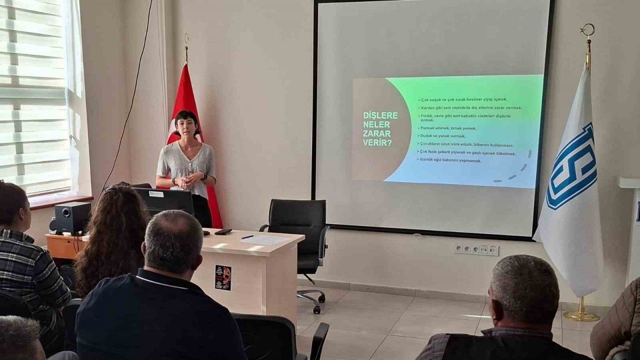 Toplumsal farkındalık için diş sağlığı eğitimi verildi