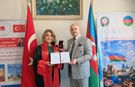 Azerbaycan–Türkiye kardeşliğinin güçlenmesine katkı sağlayan tanınmış Azerbaycanlı tarihçi ödüllendirildi:
