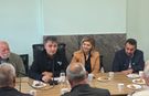 Iğdır İl Özel İdaresi'nden Enginalan Köyü'ne Çıkarma: Yerinde Çözüm İçin Muhtarlık ve Vatandaşlarla Buluşuldu