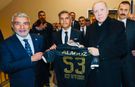 Cumhurbaşkanı Erdoğan’a Alagöz Holding Iğdır FK Forması Hediye Edildi