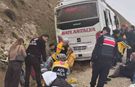Midibüs kazası: 9 yaralı